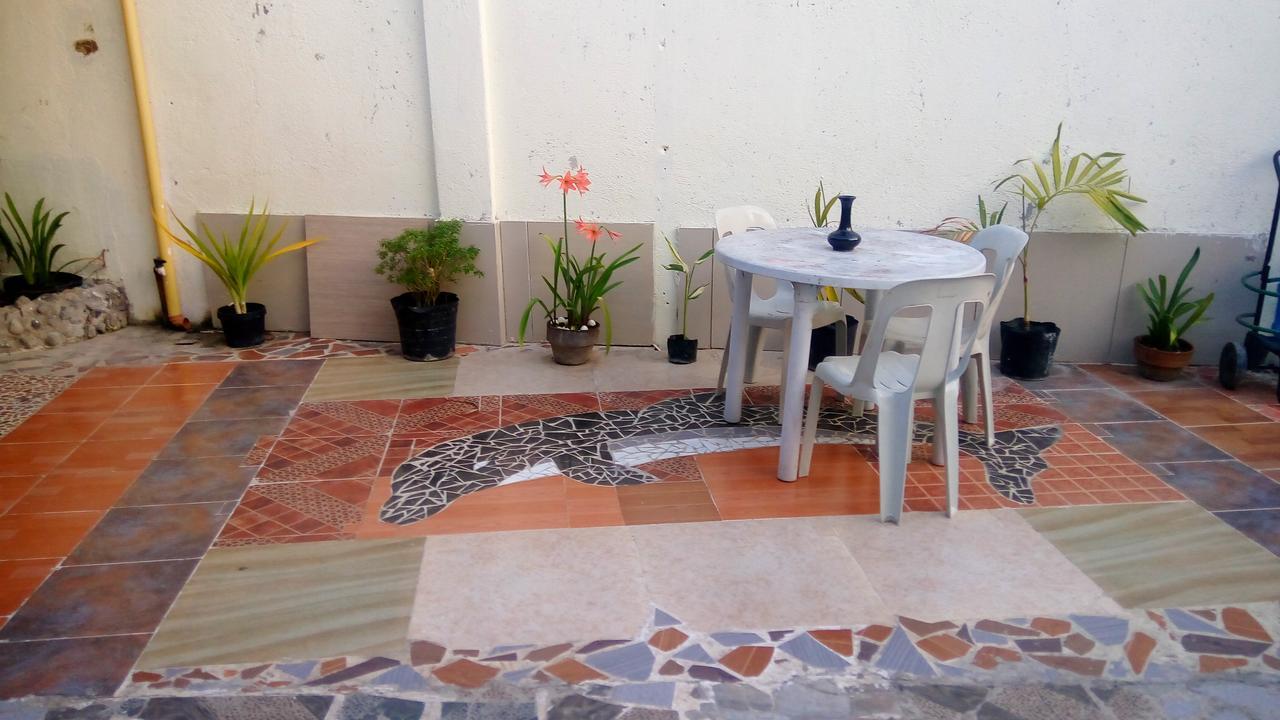 לינה וארוחת בוקר טאגבילראן סיטי Open Doors Haven מראה חיצוני תמונה